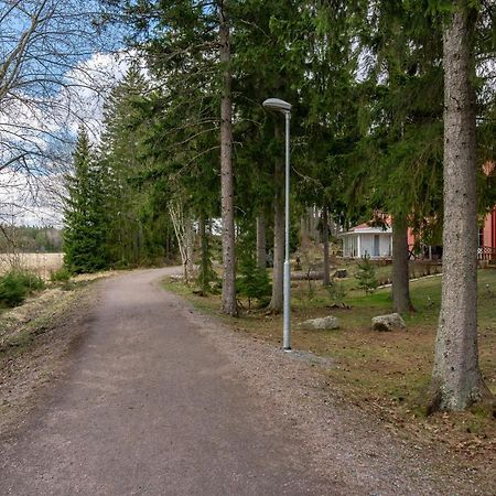 Uppsala Large Family Home Beside Forest Kültér fotó